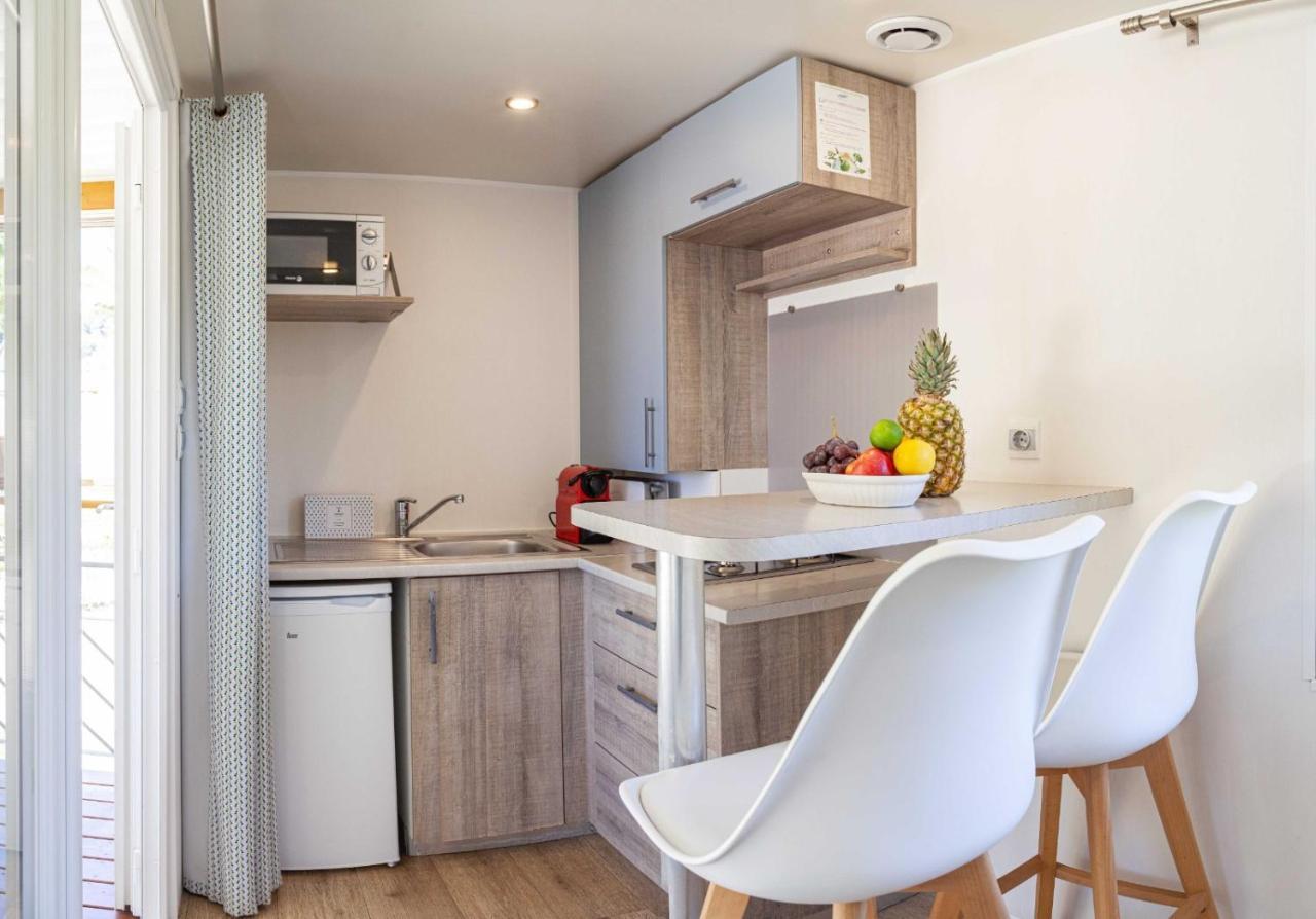 Camping Vila Village Sant Feliu de Buixalleu Bagian luar foto
