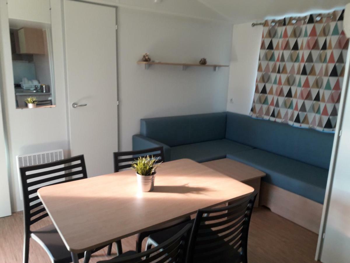 Camping Vila Village Sant Feliu de Buixalleu Bagian luar foto