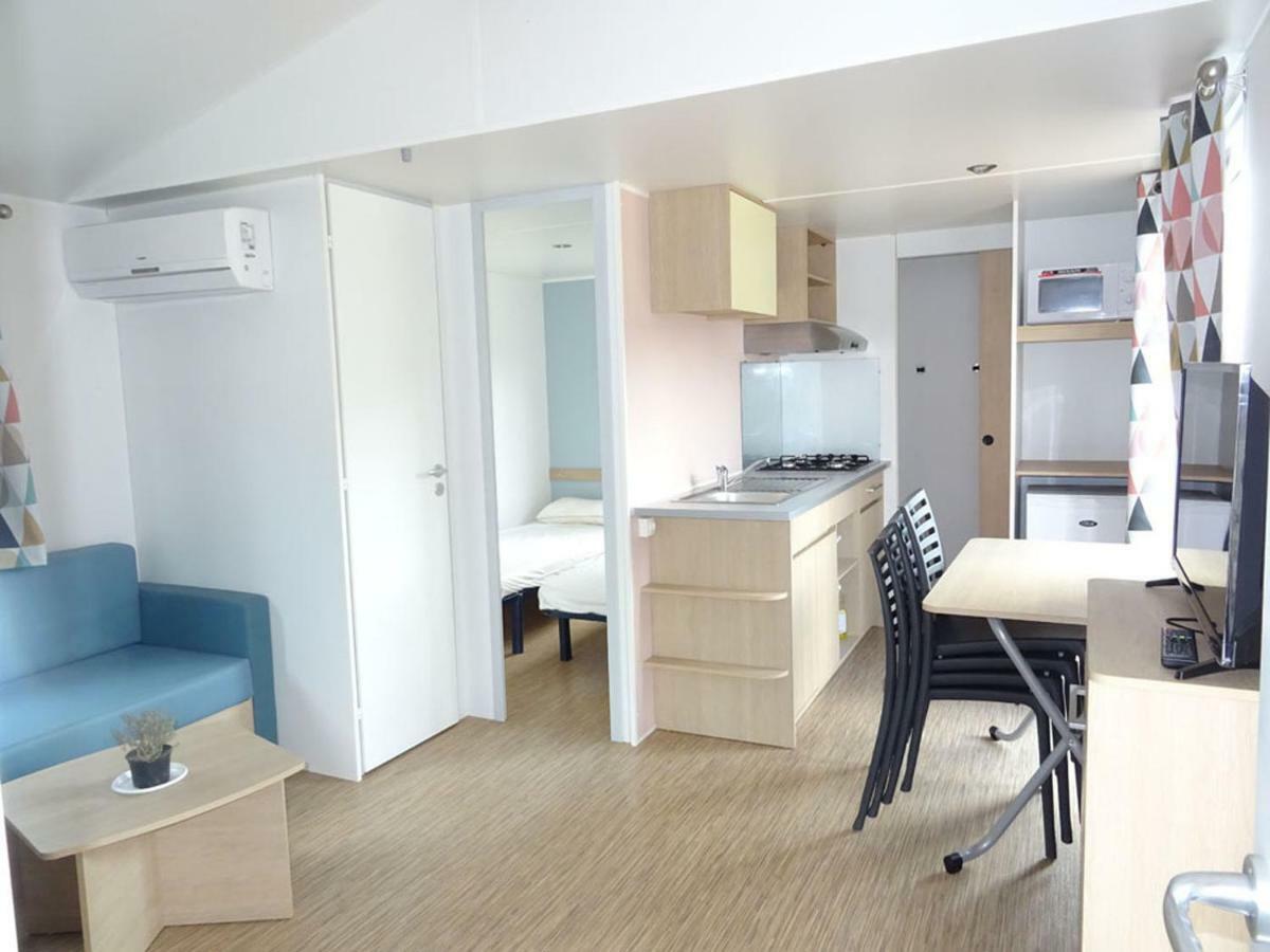 Camping Vila Village Sant Feliu de Buixalleu Bagian luar foto
